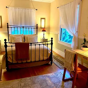 Guest Suites At Aloha Boutique Vegan - Alcohol-free & Smoke-free , Hawi United States