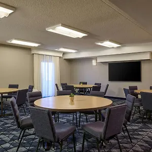 Courtyard By Marriott North Hotel
